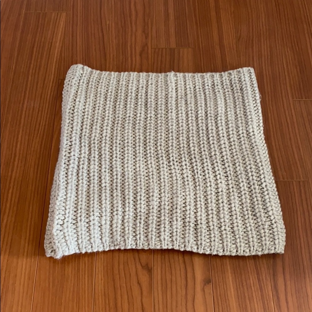 Gap Knit scarf